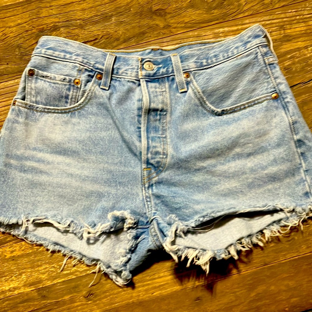 Levi's 501 Mini Shorts - vintage button fly high rise - size 30!